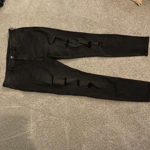Black distressed jeans